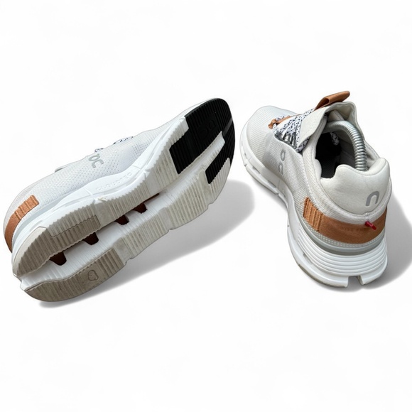ON Running Cloudnova White Pearl / Brown - Women’s Size 8.5/ EUR 40 - Picture 4 of 10